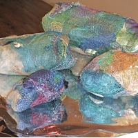 work作品画像2(THE SEA SOUNDS STONES 韓国での展示).jpg